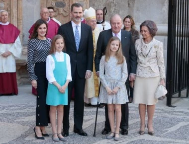 Βασίλισσα Λετίθια: Η συμφιλίωση με την Ελληνίδα πεθερά της- Διακοπές στη Μαγιόρκα (βίντεο)